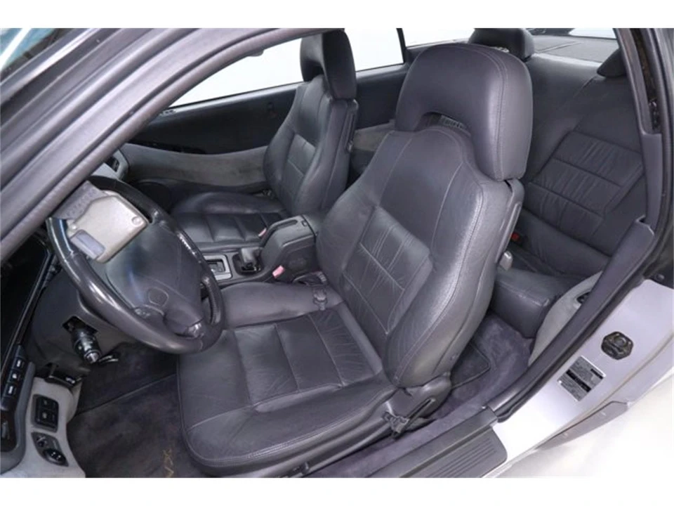 1992 Subaru SVX - Image 16 of 31