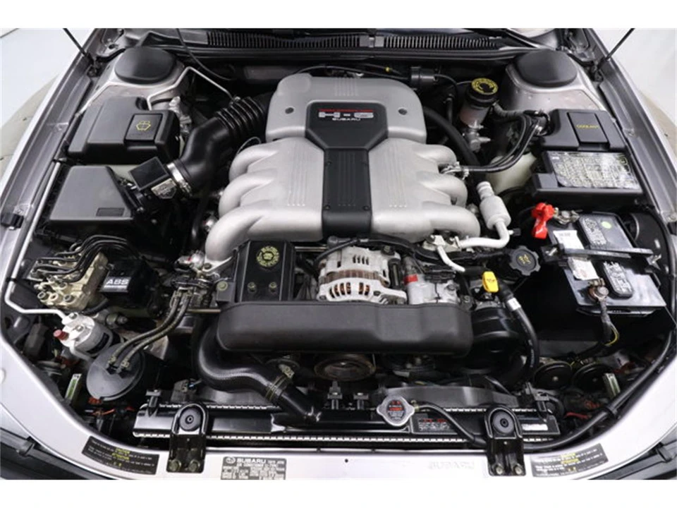 1992 Subaru SVX - Image 23 of 31