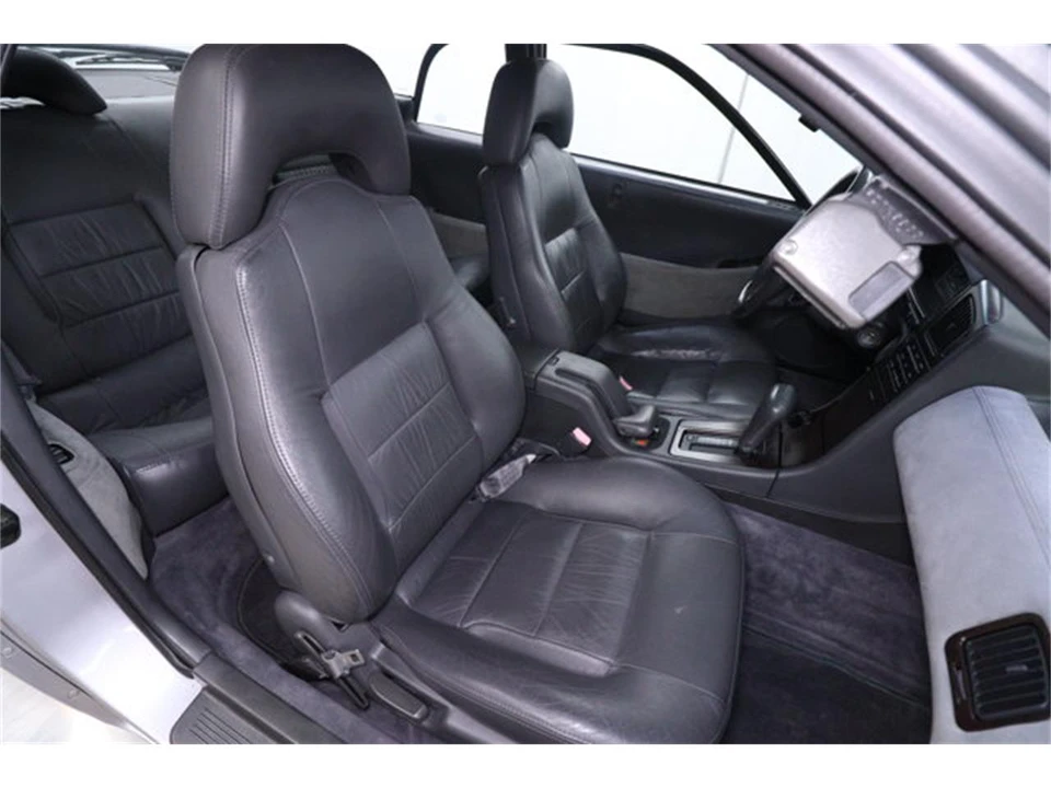 1992 Subaru SVX - Image 17 of 31