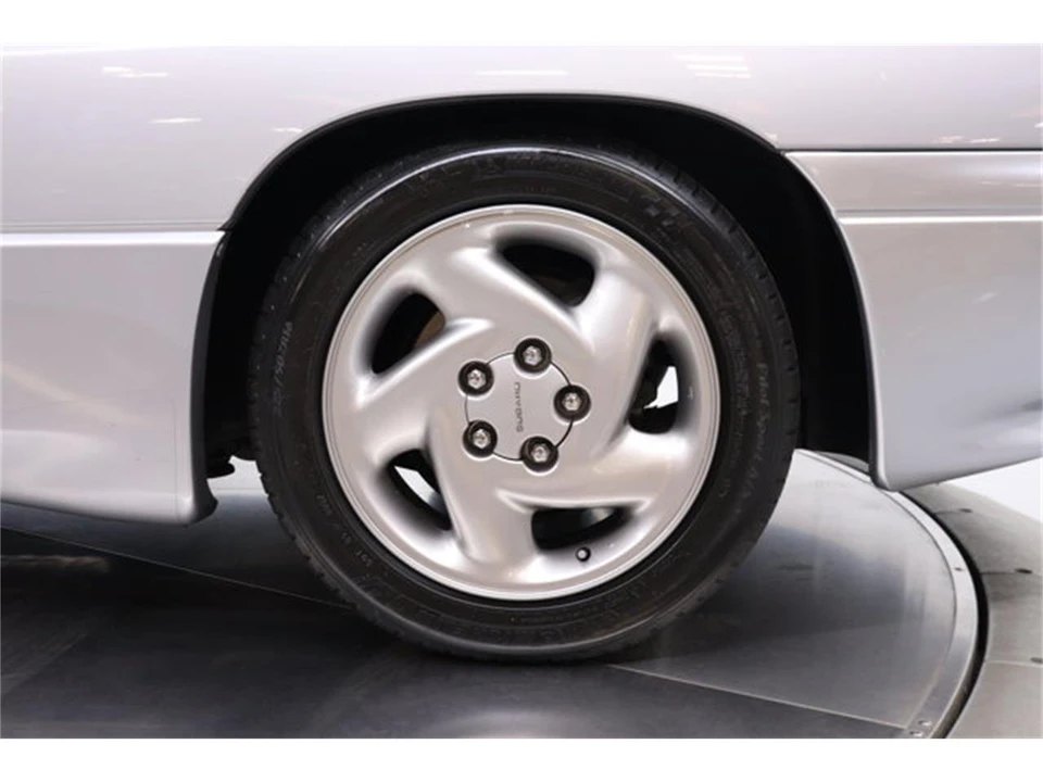 1992 Subaru SVX - Image 30 of 31