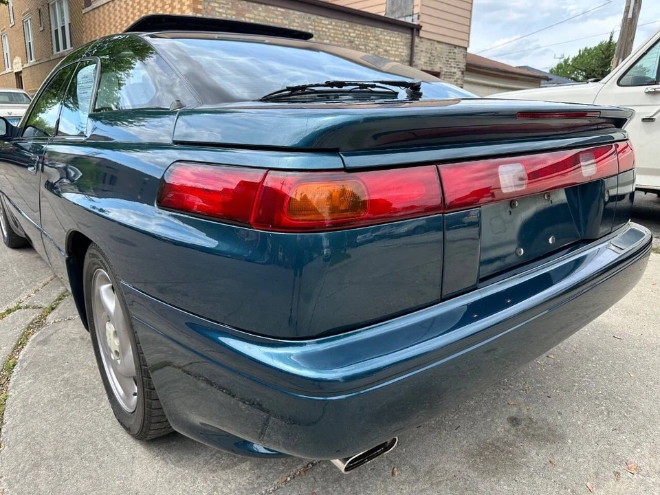 1992 Subaru SVX - Image 15 of 31