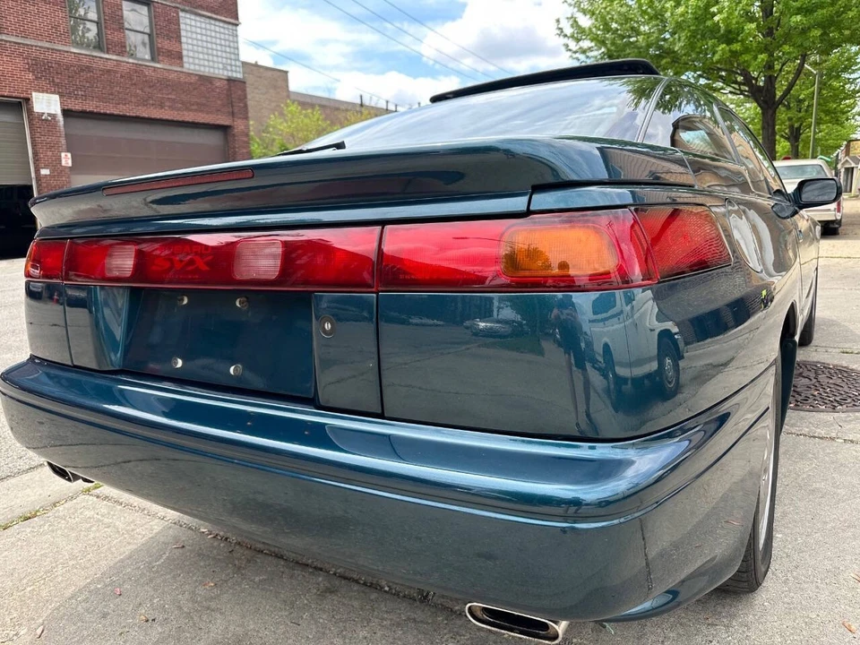 1992 Subaru SVX - Image 18 of 31
