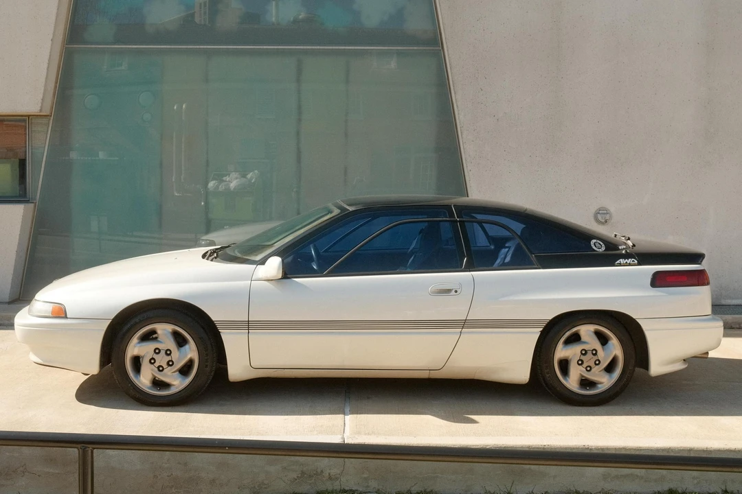 1992 Subaru SVX - Image 3 of 31