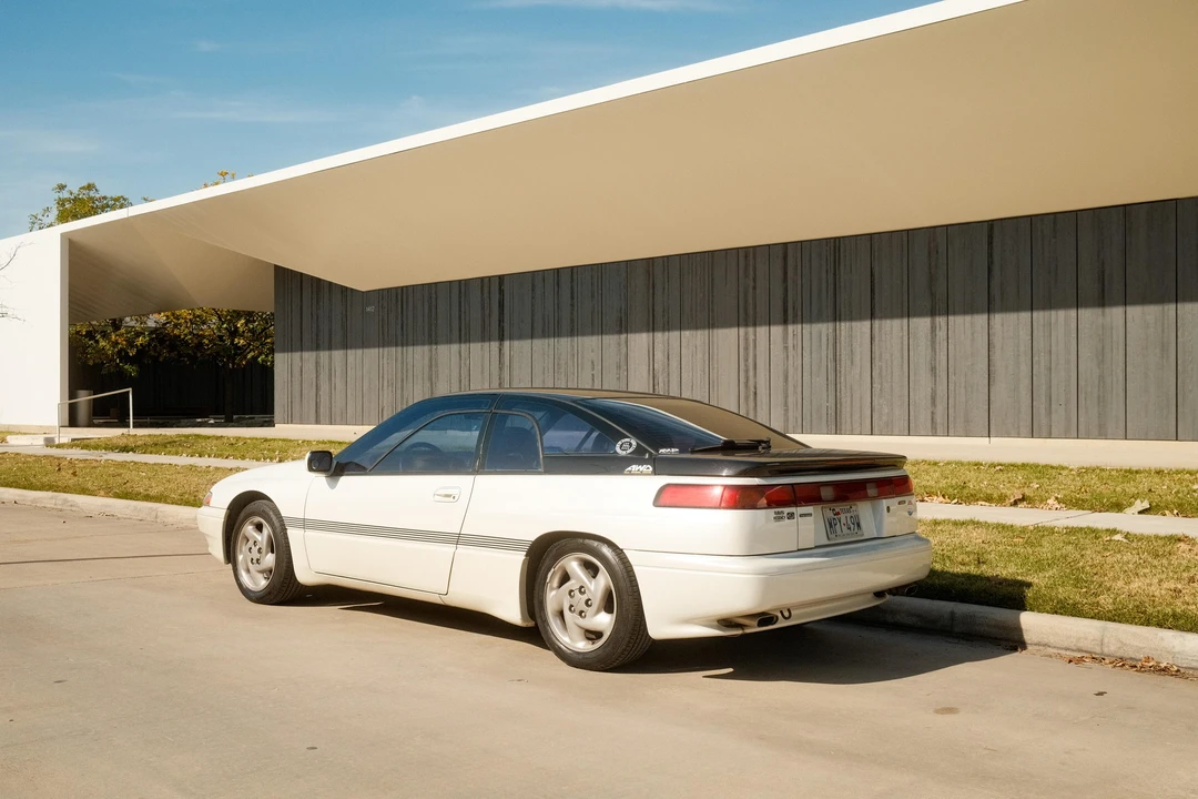 1992 Subaru SVX - Image 15 of 31