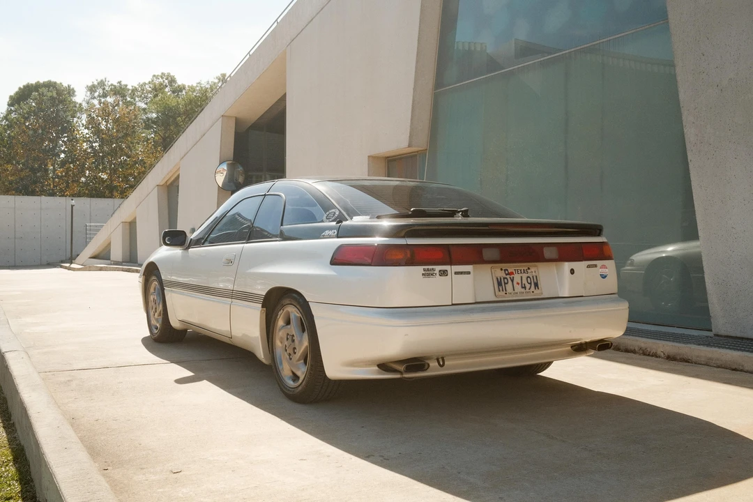 1992 Subaru SVX - Image 18 of 31