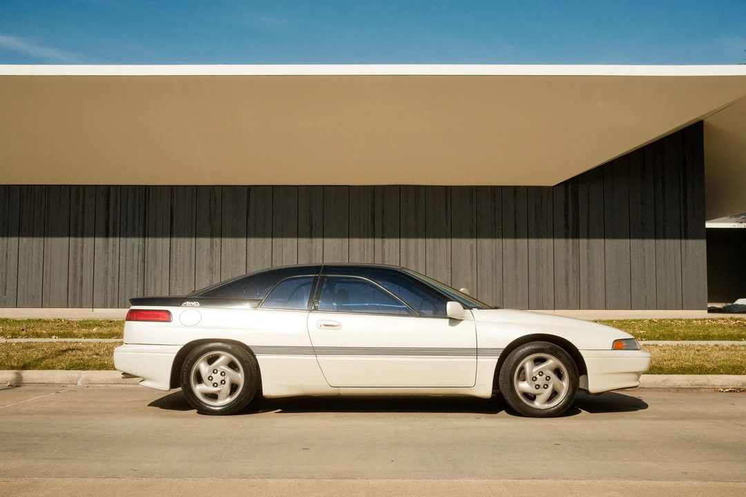 1992 Subaru SVX - Image 27 of 31