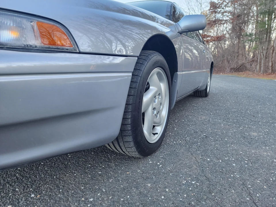 1992 Subaru SVX - Image 25 of 31