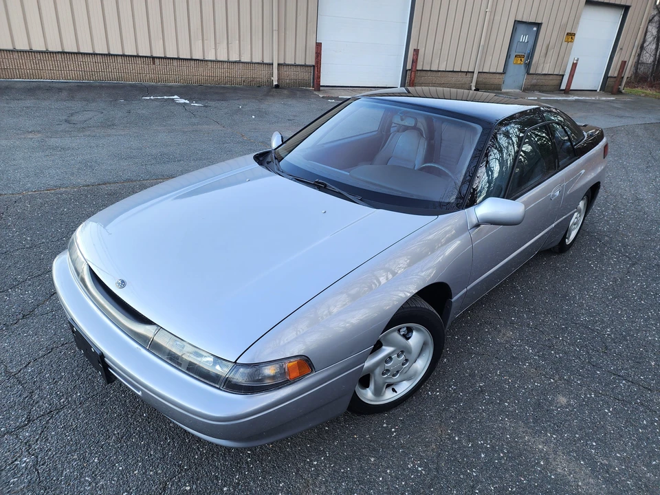 1992 Subaru SVX - Image 11 of 31