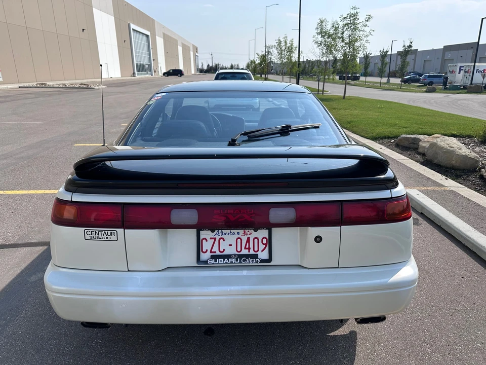 1992 Subaru SVX - Image 8 of 31