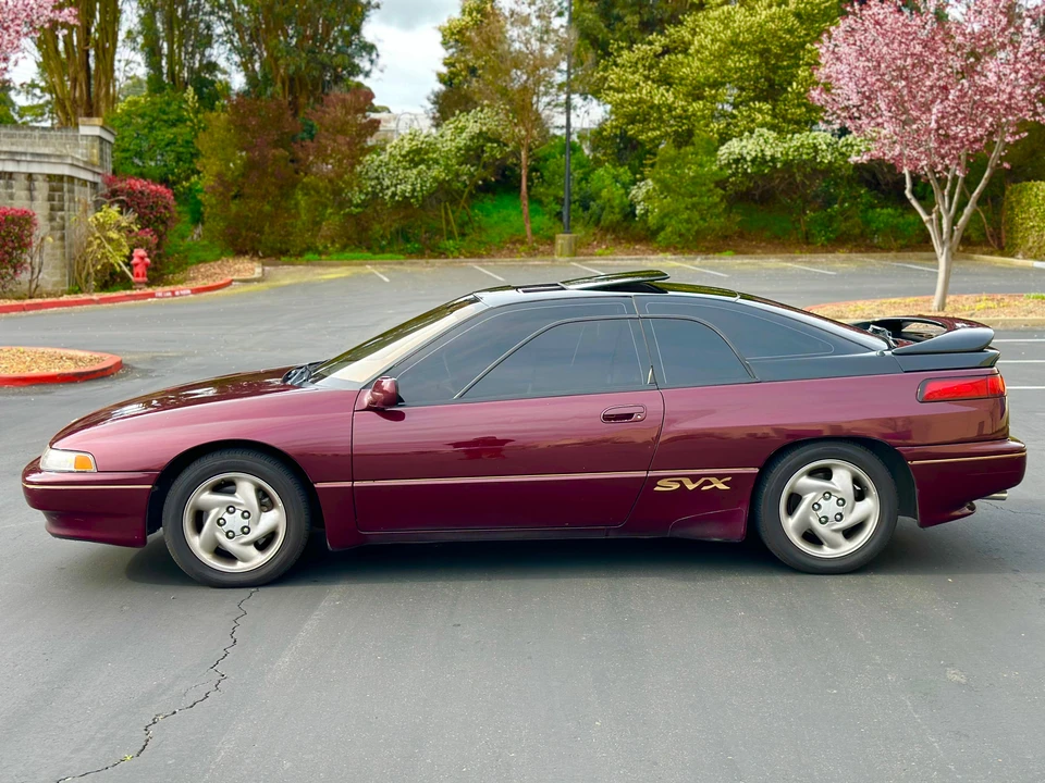 1992 Subaru SVX - Image 8 of 31