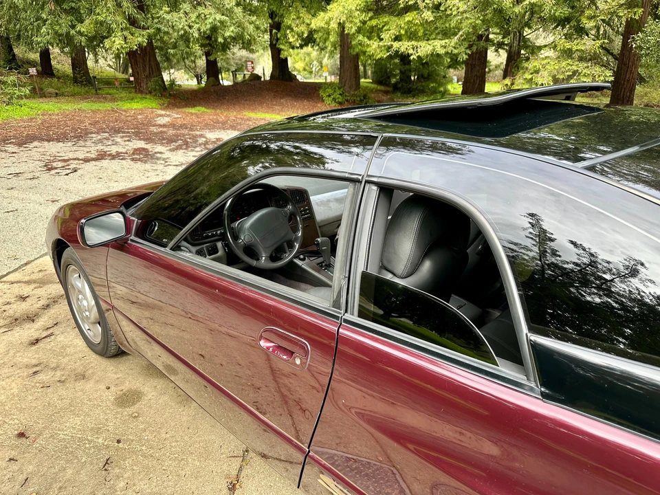 1992 Subaru SVX - Image 27 of 31