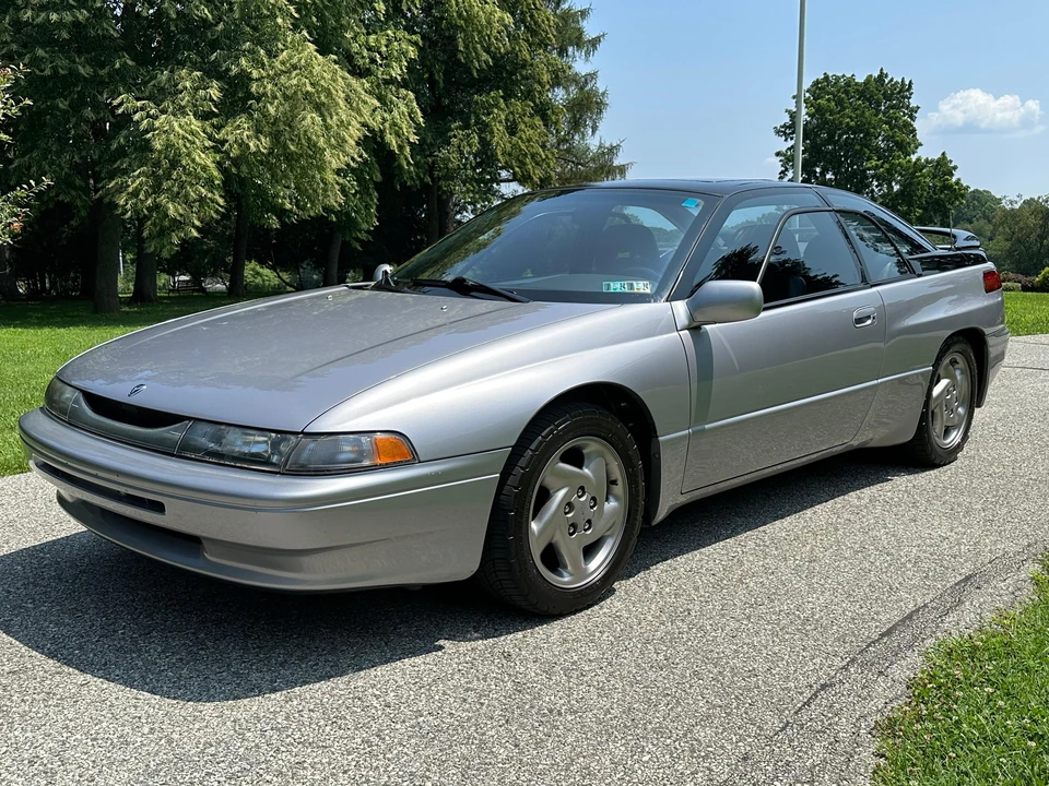 1992 Subaru SVX - Image 8 of 31