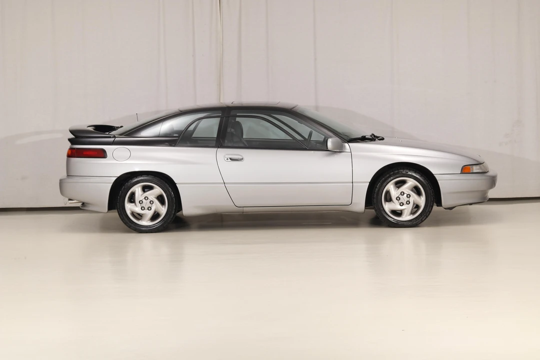 1992 Subaru SVX - Image 23 of 31