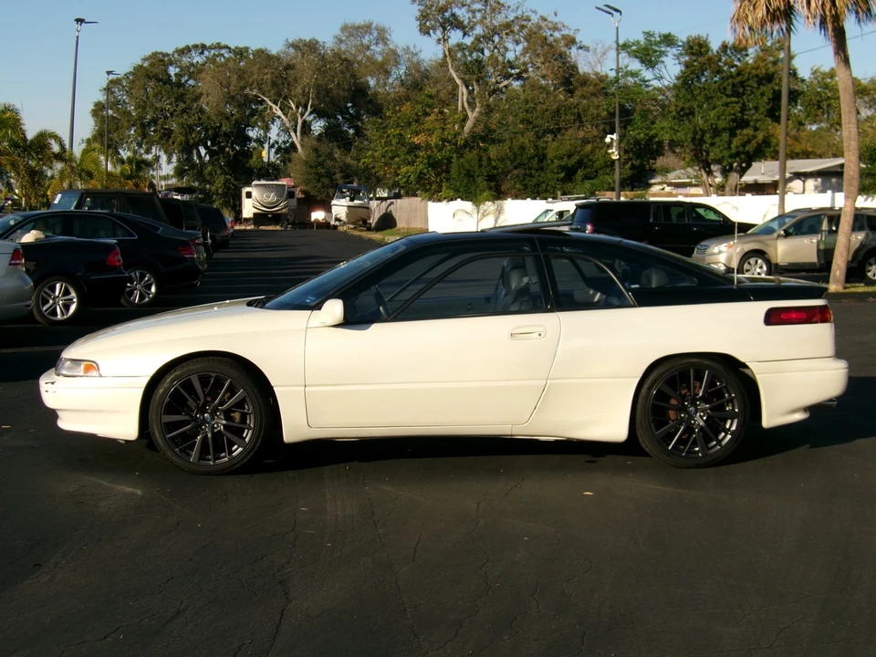 1992 Subaru SVX - Image 8 of 21