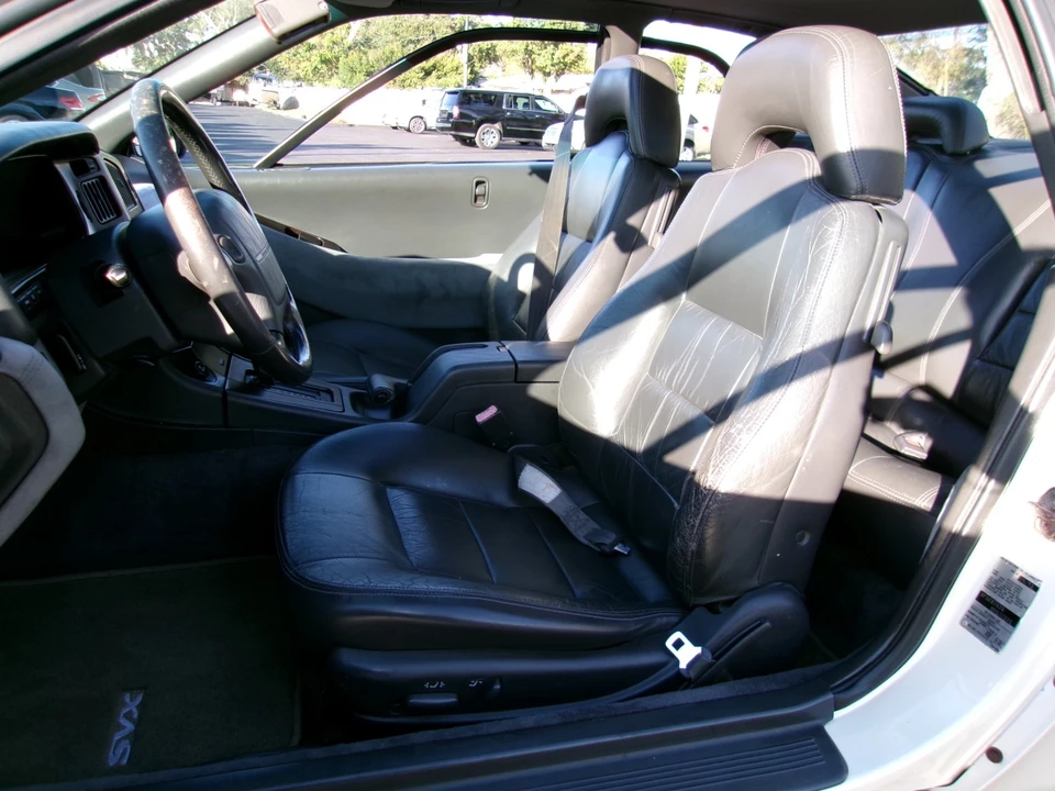 1992 Subaru SVX - Image 17 of 21