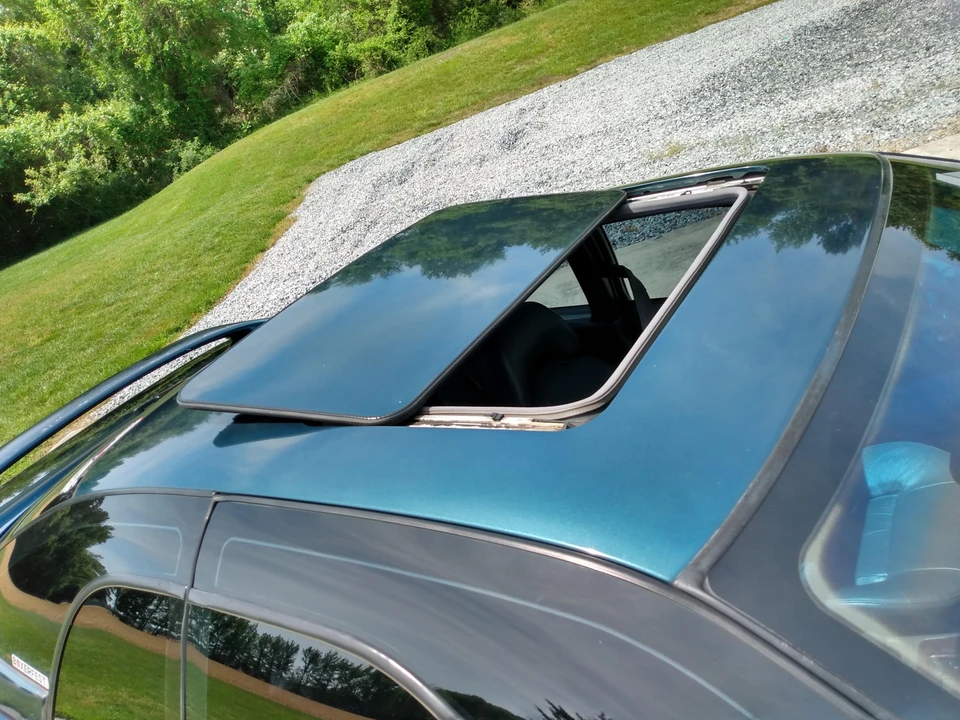 1992 Subaru SVX - Image 29 of 31