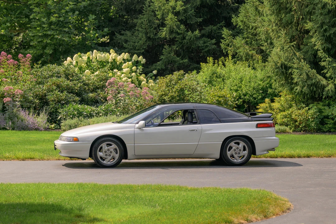 1992 Subaru SVX - Image 7 of 31