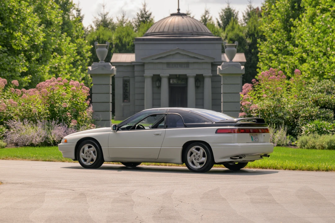 1992 Subaru SVX - Image 9 of 31