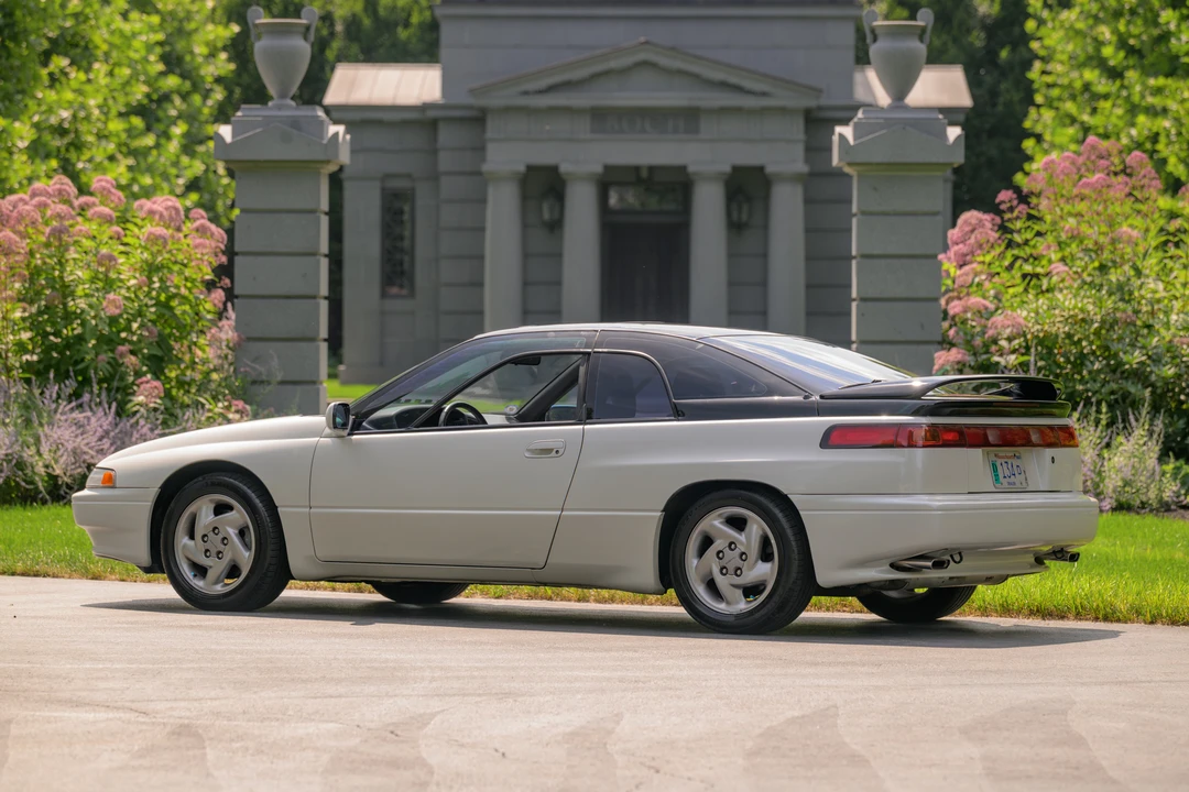 1992 Subaru SVX - Image 11 of 31