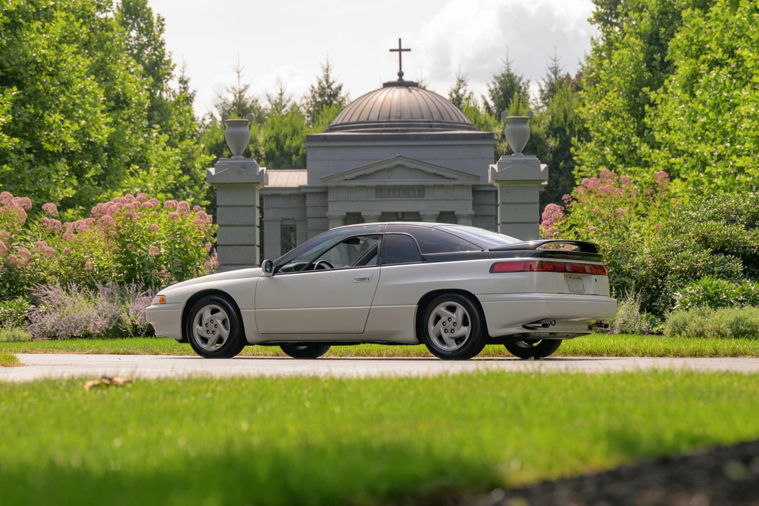 1992 Subaru SVX - Image 14 of 31