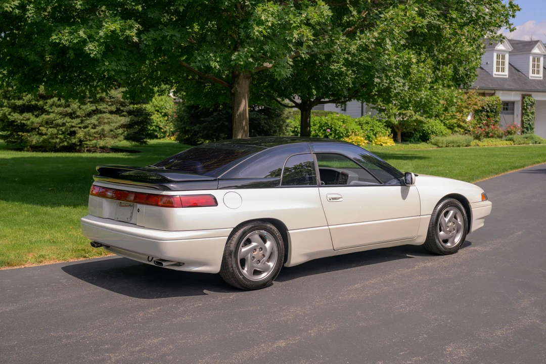 1992 Subaru SVX - Image 23 of 31