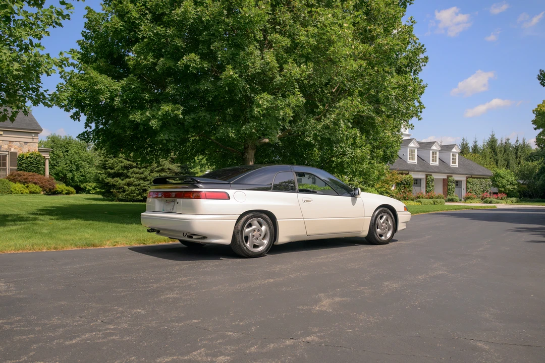 1992 Subaru SVX - Image 24 of 31
