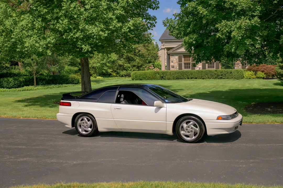 1992 Subaru SVX - Image 28 of 31