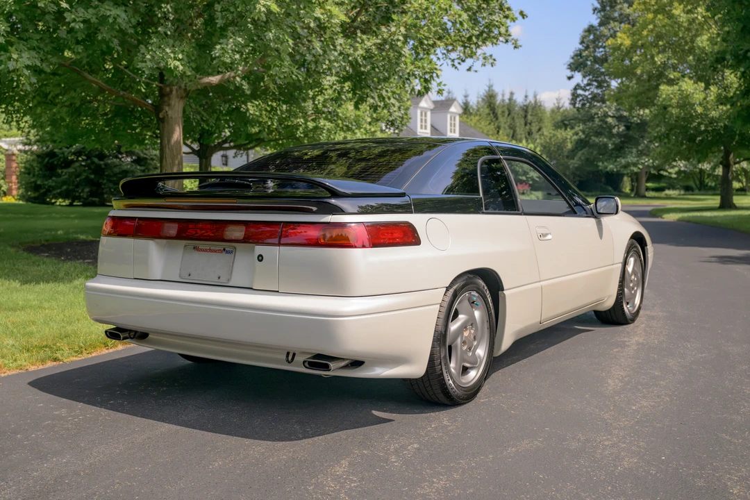 1992 Subaru SVX - Image 21 of 31