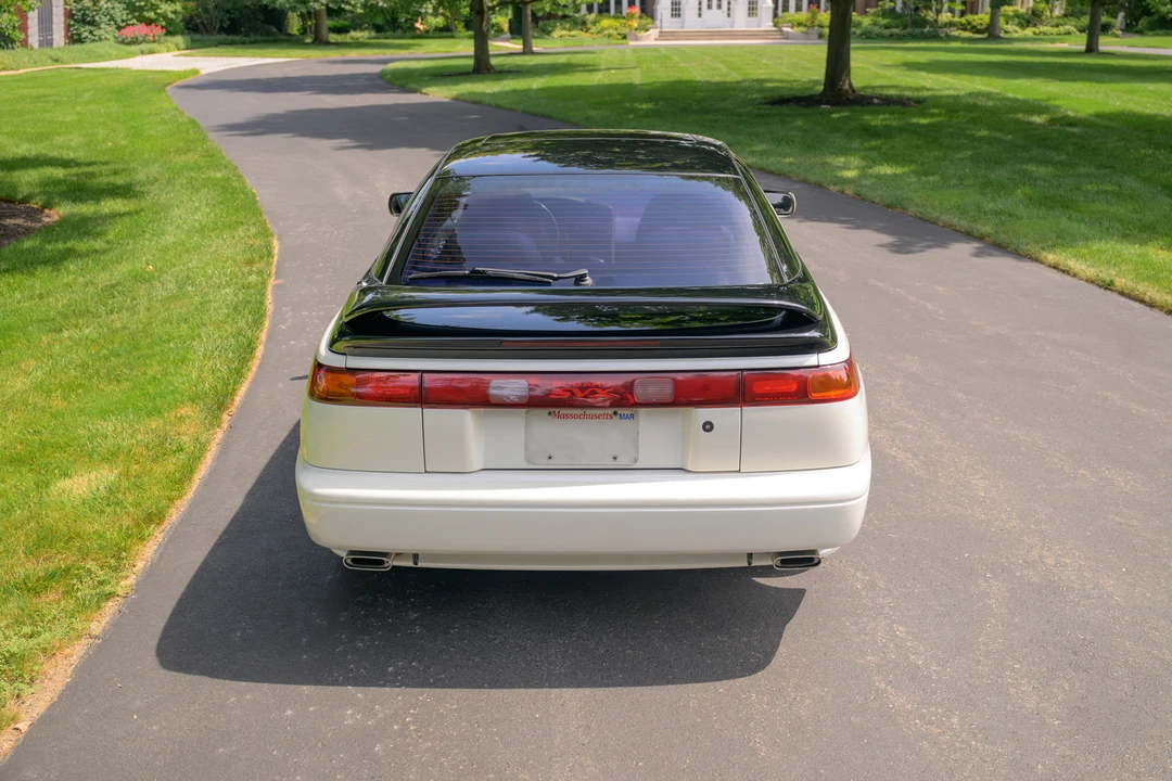 1992 Subaru SVX - Image 17 of 31