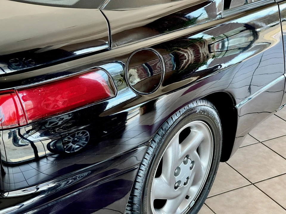 1992 Subaru SVX - Image 28 of 31