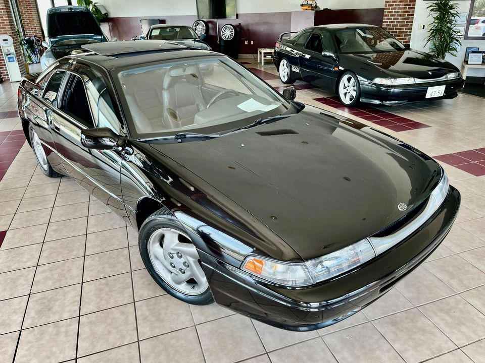 1992 Subaru SVX - Image 11 of 31