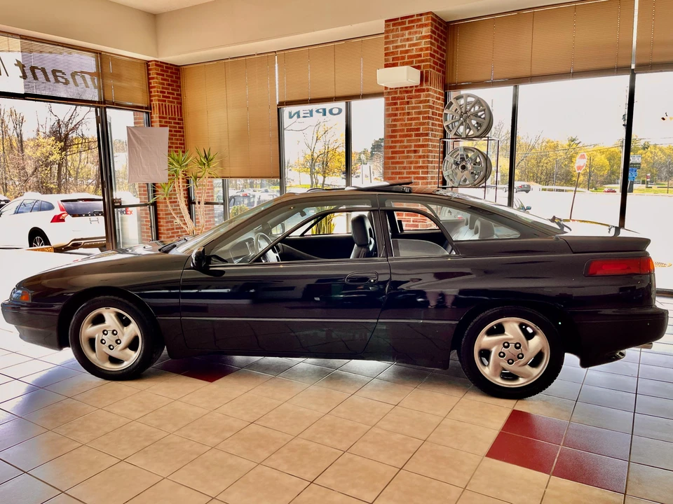 1992 Subaru SVX - Image 6 of 31