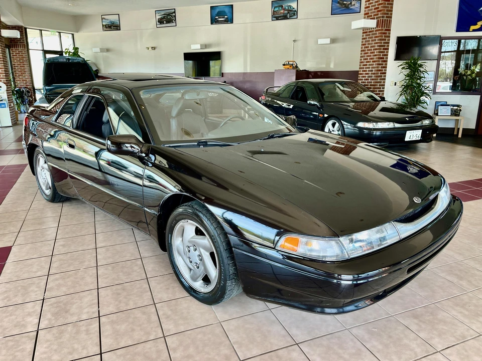 1992 Subaru SVX - Image 10 of 31