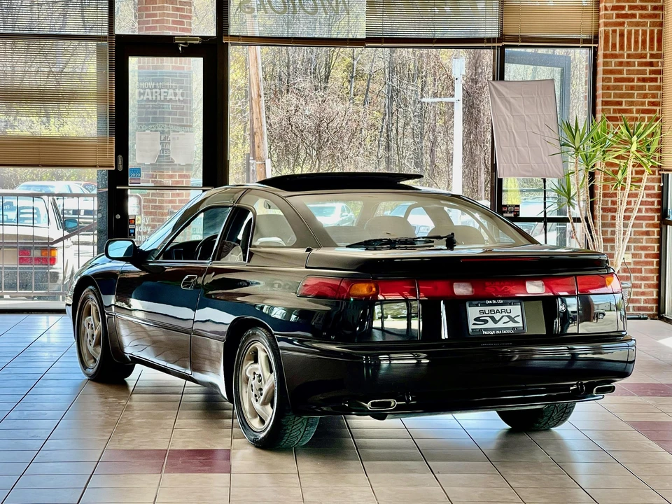 1992 Subaru SVX - Image 7 of 31