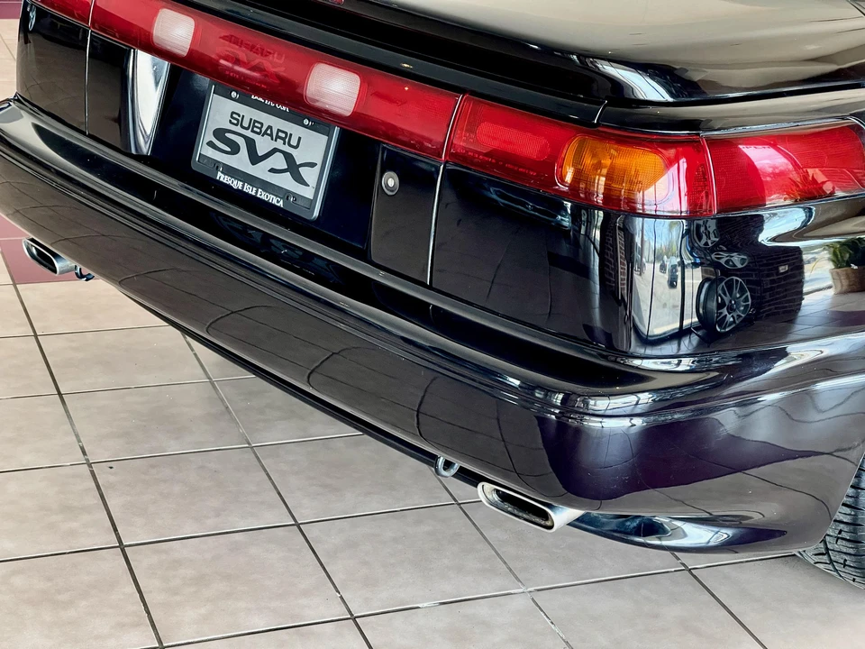 1992 Subaru SVX - Image 25 of 31