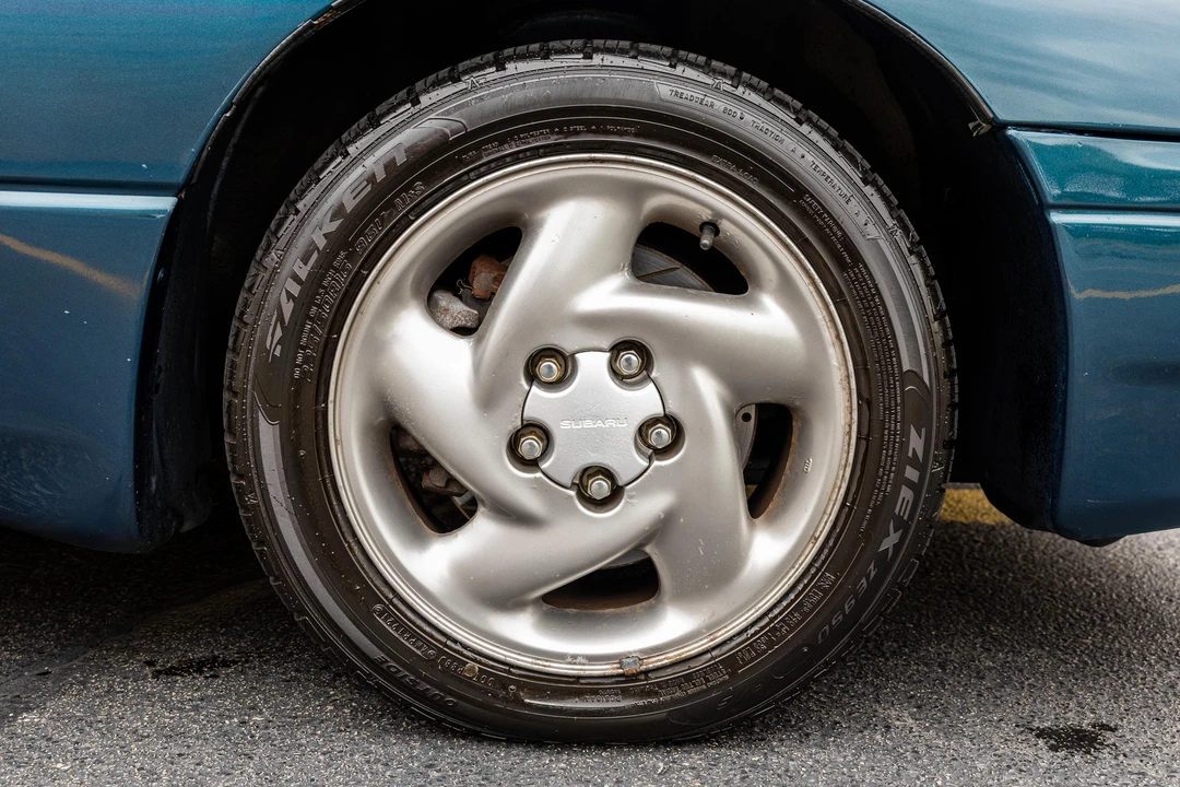 1992 Subaru SVX - Image 25 of 31