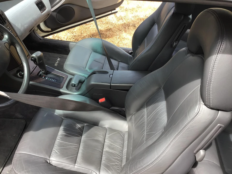 1992 Subaru SVX - Image 30 of 31