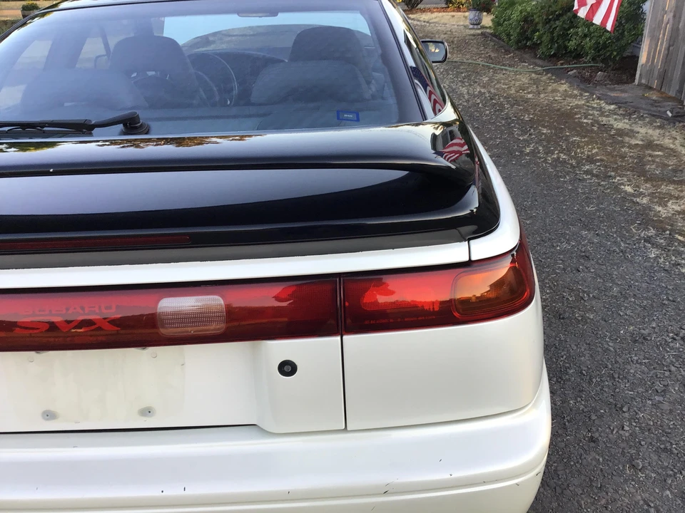 1992 Subaru SVX - Image 20 of 31