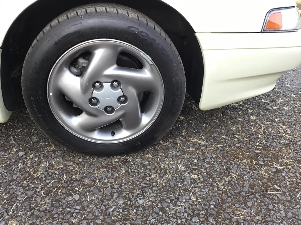 1992 Subaru SVX - Image 25 of 31