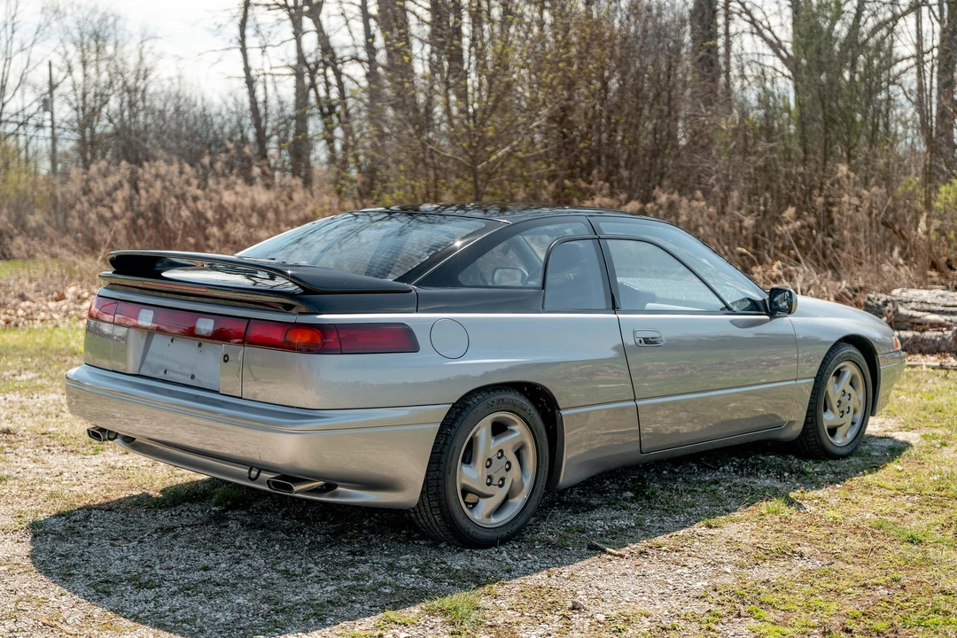 1992 Subaru SVX - Image 15 of 31