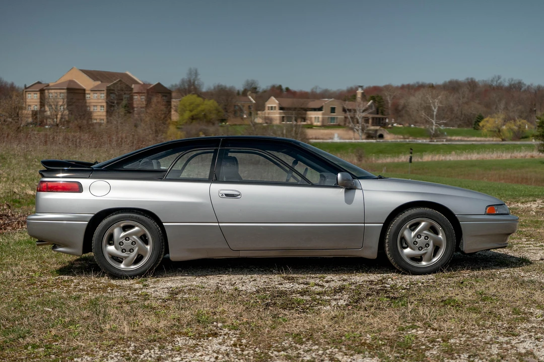 1992 Subaru SVX - Image 17 of 31