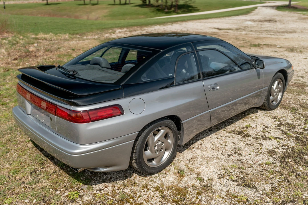 1992 Subaru SVX - Image 13 of 31