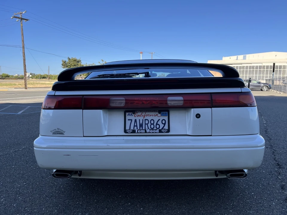 1992 Subaru SVX - Image 13 of 21