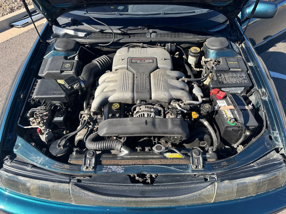 1992 Subaru SVX - Image 15 of 21