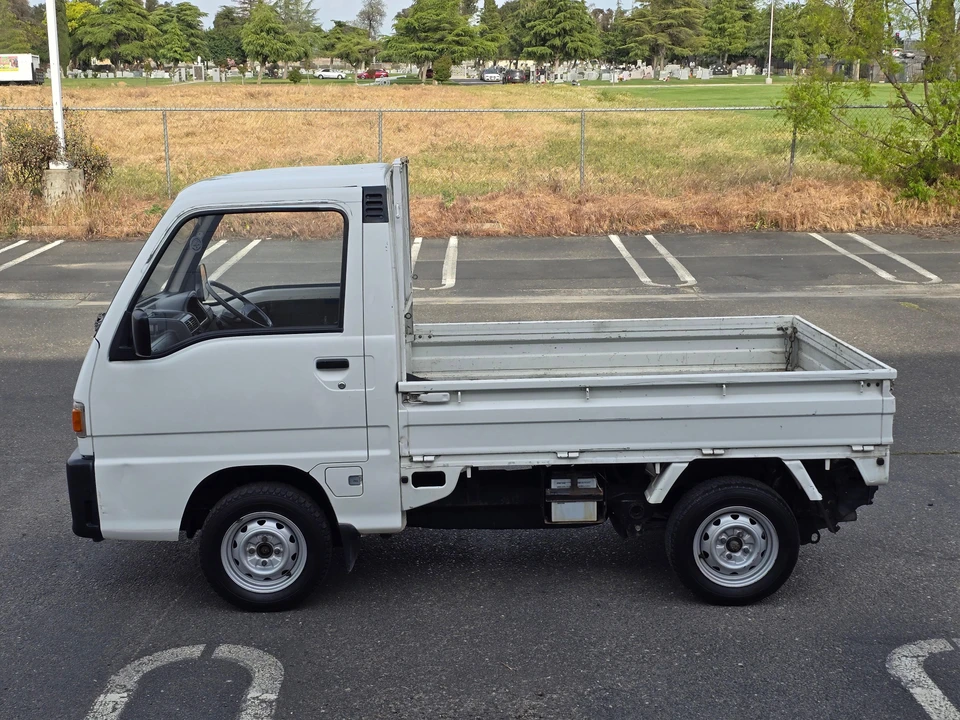 1992 Subaru Sambar 5th Gen - Image 19 of 31