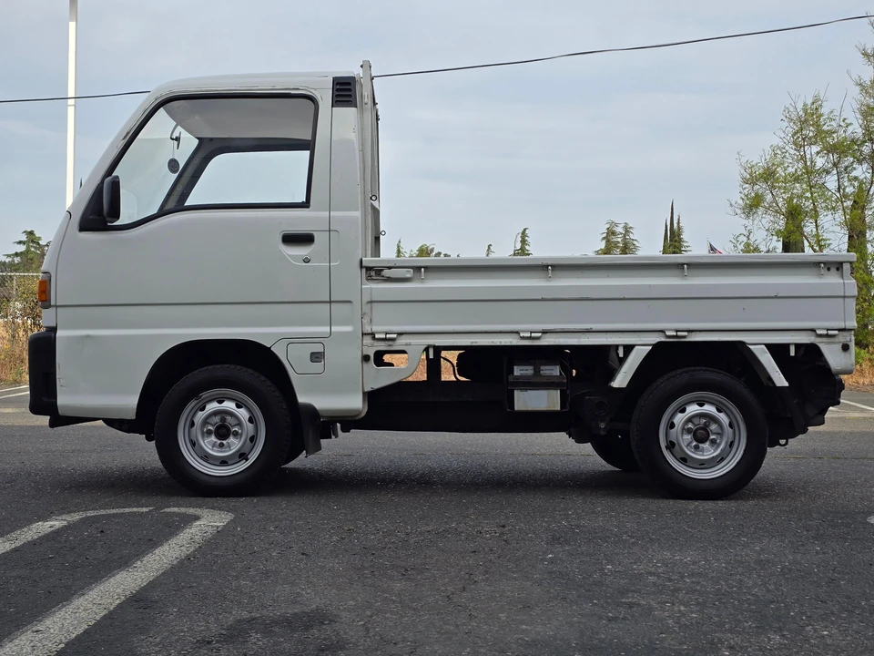 1992 Subaru Sambar 5th Gen - Image 17 of 31