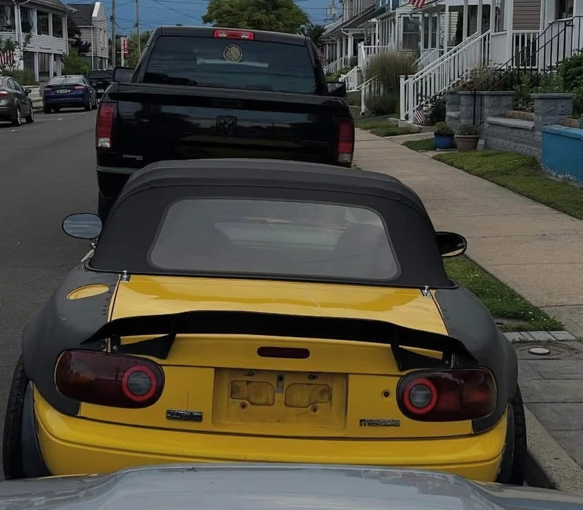 1992 Mazda NA MX-5 Miata - Image 10 of 10