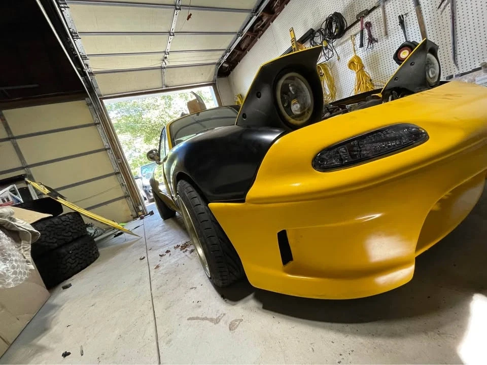 1992 Mazda NA MX-5 Miata - Image 2 of 10