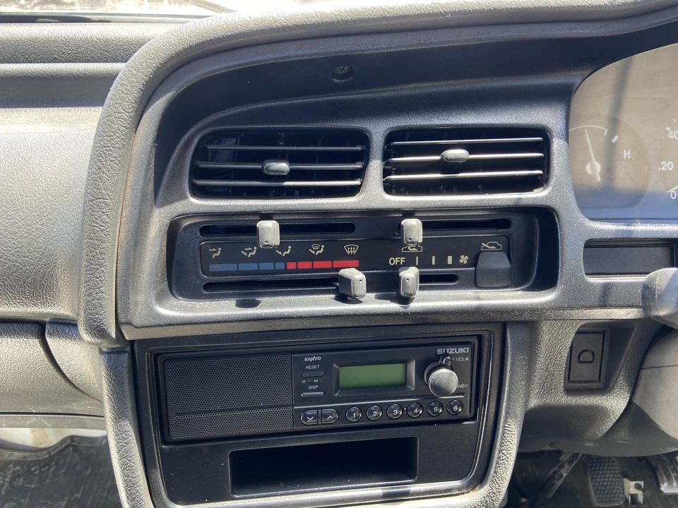 1992 Suzuki Carry & Every 9th Gen - Image 26 of 31