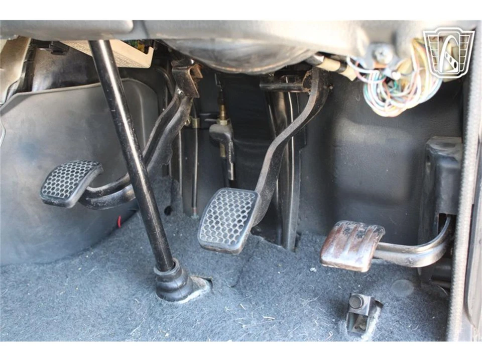 1992 Suzuki Carry & Every 9th Gen - Image 14 of 31